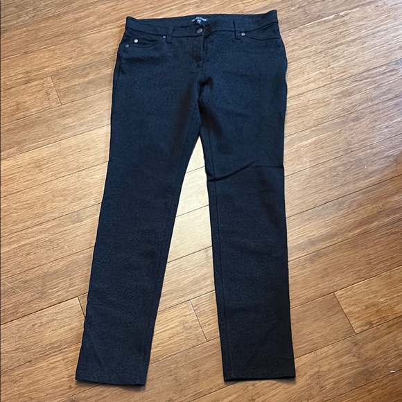 Eileen Fisher women’s size 8 Stylish Black Pants - Strech - great condition - Picture 1 of 4